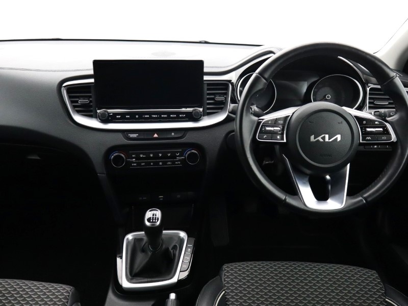 2022 (22) KIA CEED 1.5T GDi ISG 3 5dr 5676997