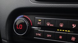 2022 (22) KIA CEED 1.5T GDi ISG 3 5dr 5677020