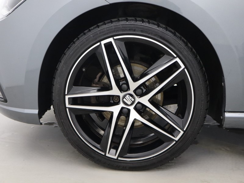 2018 (18) SEAT IBIZA 1.0 TSI 115 FR 5dr 5692075