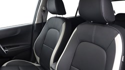 2025 (25) KIA PICANTO 1.0 GT-Line 5dr 5743971