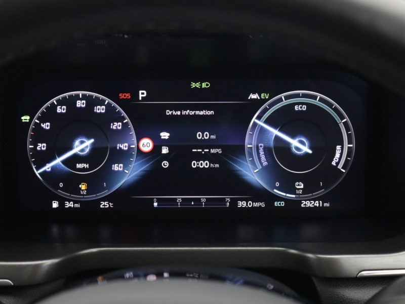 2023 (23) KIA SORENTO 1.6 T-GDi HEV Edition 5dr Auto 5743773