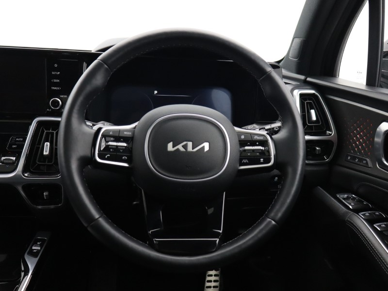 2023 (23) KIA SORENTO 1.6 T-GDi HEV Edition 5dr Auto 5743781