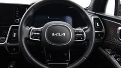 2023 (23) KIA SORENTO 1.6 T-GDi HEV Edition 5dr Auto 5743781