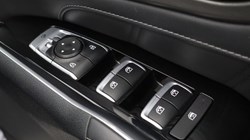 2023 (23) KIA SORENTO 1.6 T-GDi HEV Edition 5dr Auto 5743788