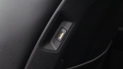 2023 (23) KIA SORENTO 1.6 T-GDi HEV Edition 5dr Auto 5743779