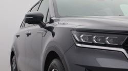 2023 (23) KIA SORENTO 1.6 T-GDi HEV Edition 5dr Auto 5743822