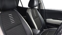 2020 (70) KIA STONIC 1.0T GDi 48V Connect 5dr 5723517