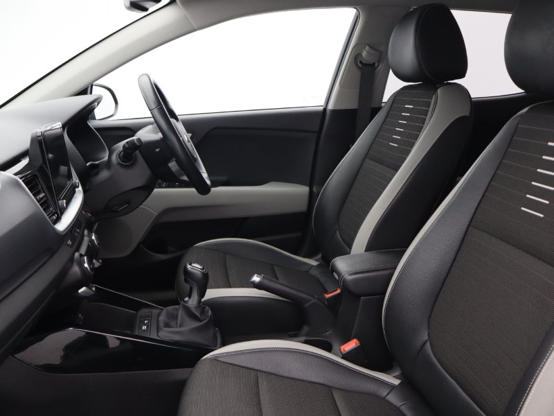 2020 (70) KIA STONIC 1.0T GDi 48V Connect 5dr 5723497