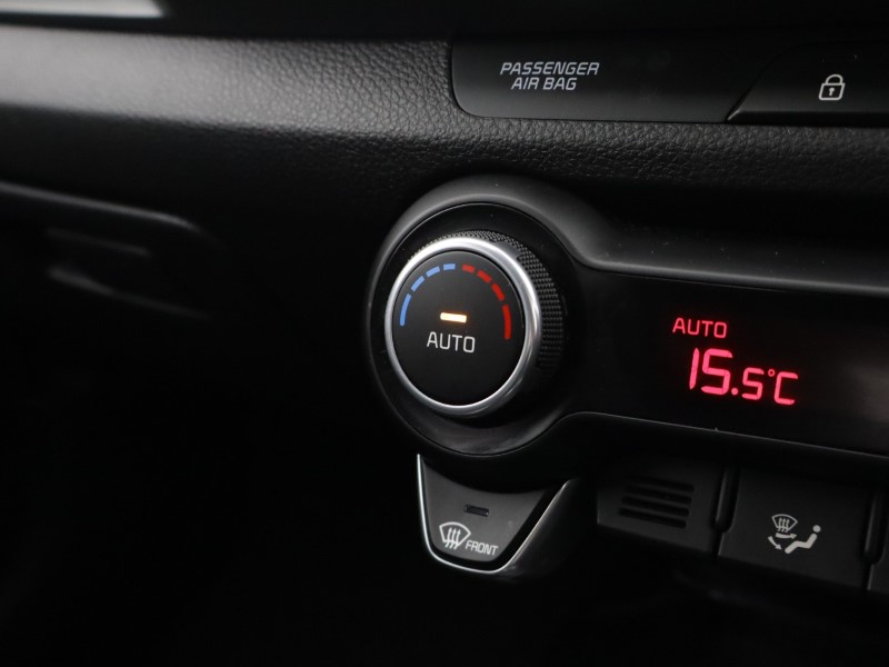 2020 (70) KIA STONIC 1.0T GDi 48V Connect 5dr 5723527