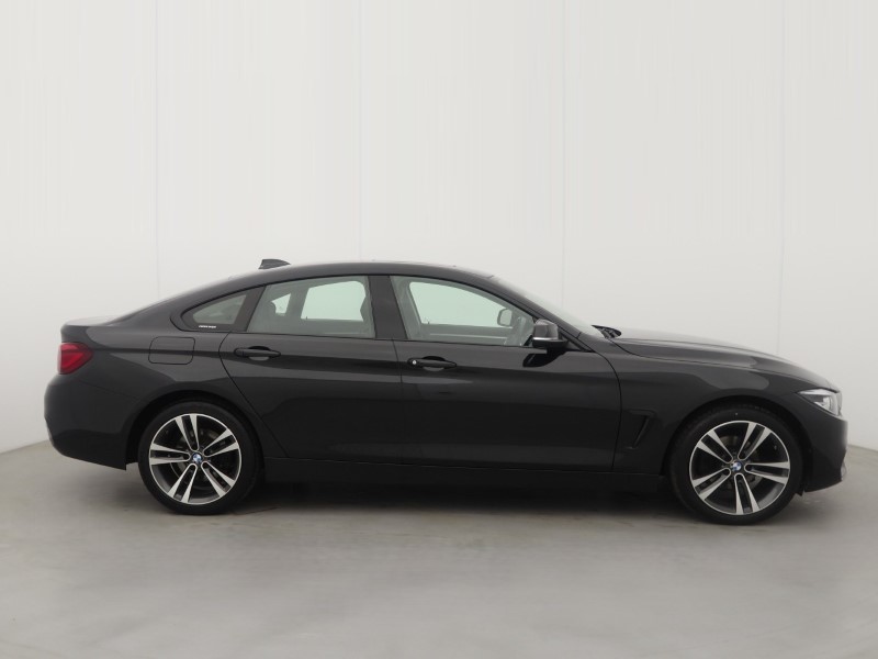 2020 (69) BMW 4 SERIES 420i xDrive Sport 5dr Auto [Business Media] 5724394