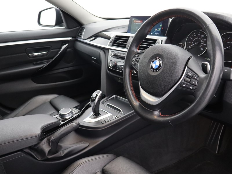 2020 (69) BMW 4 SERIES 420i xDrive Sport 5dr Auto [Business Media] 5724408
