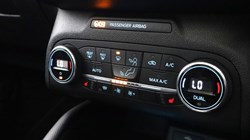 2019 (19) FORD FOCUS 1.5 EcoBlue 120 Active X Auto 5dr 5748876