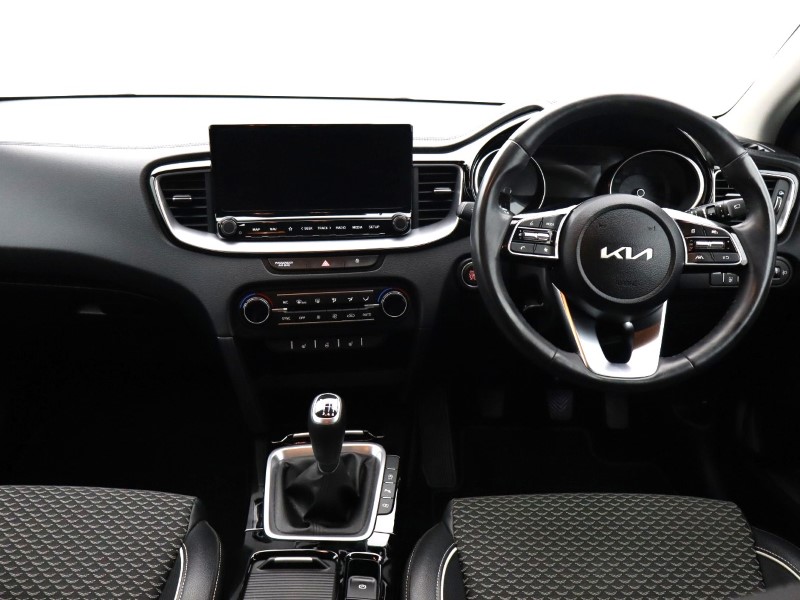 2023 (23) KIA XCEED 1.5T GDi ISG 3 5dr 5743624
