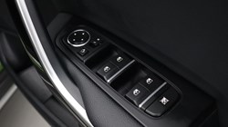 2024 (24) KIA XCEED 1.5T GDi ISG 3 5dr 5817095