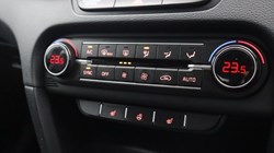 2024 (24) KIA XCEED 1.5T GDi ISG 3 5dr 5817106