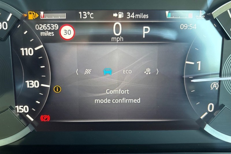 2023 (23) JAGUAR F-PACE 2.0 D200 R-Dynamic Black 5dr Auto AWD 5348565