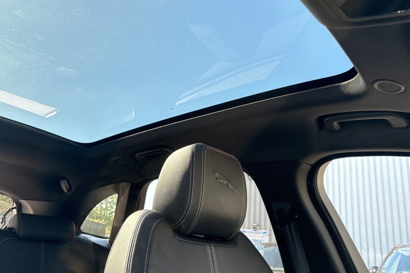 2023 (23) JAGUAR F-PACE 2.0 D200 R-Dynamic Black 5dr Auto AWD 5348551