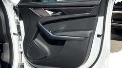 2023 (23) JAGUAR F-PACE 2.0 D200 R-Dynamic Black 5dr Auto AWD 5348552