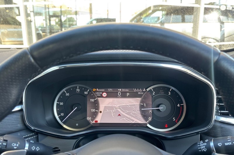 2023 (23) JAGUAR F-PACE 2.0 D200 R-Dynamic Black 5dr Auto AWD 5348546