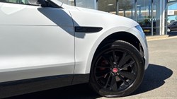 2023 (23) JAGUAR F-PACE 2.0 D200 R-Dynamic Black 5dr Auto AWD 5348582