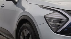 2023 (73) KIA SPORTAGE 1.6T GDi HEV GT-Line S 5dr Auto AWD 5854810