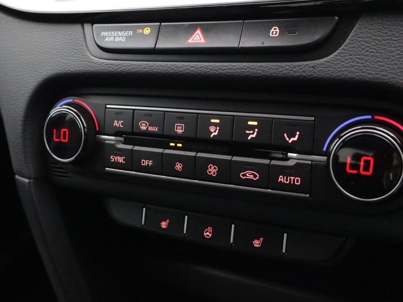 2023 (23) KIA XCEED 1.5T GDi ISG 3 5dr 5856785