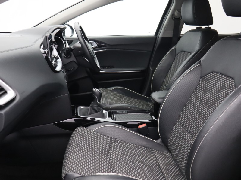 2023 (23) KIA XCEED 1.5T GDi ISG 3 5dr 5856763