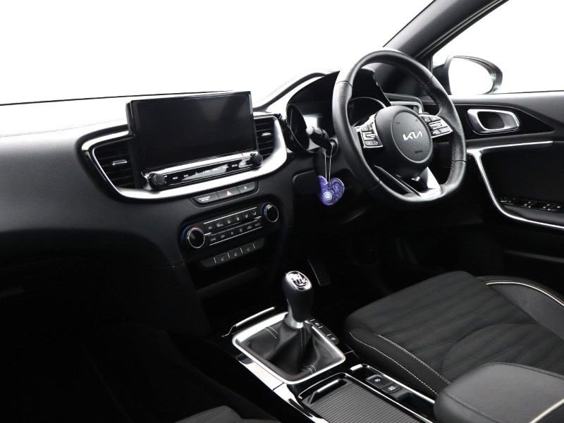 2024 (74) KIA XCEED 1.5T GDi ISG 138 GT-Line 5dr 5862691