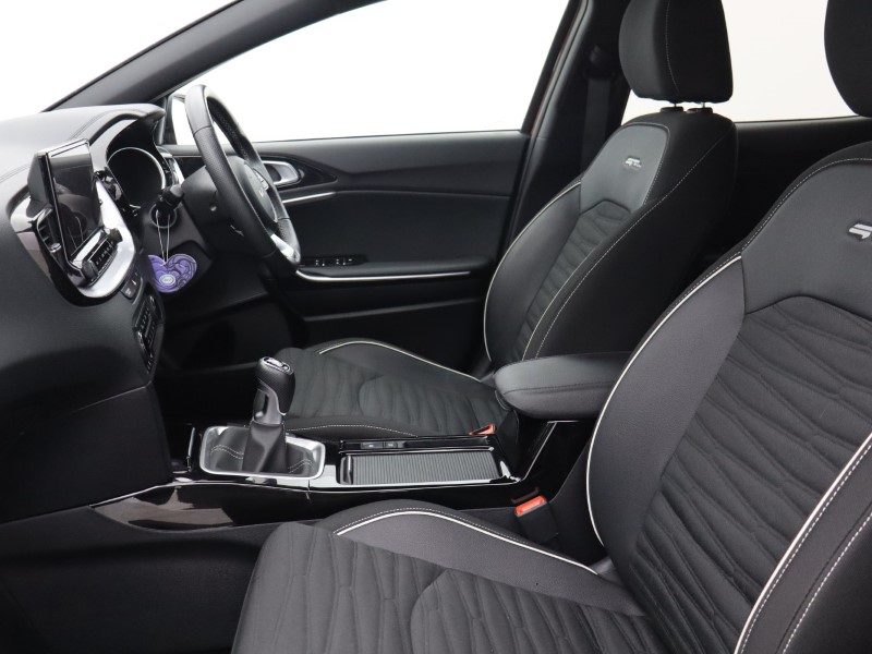 2024 (74) KIA XCEED 1.5T GDi ISG 138 GT-Line 5dr 5862685