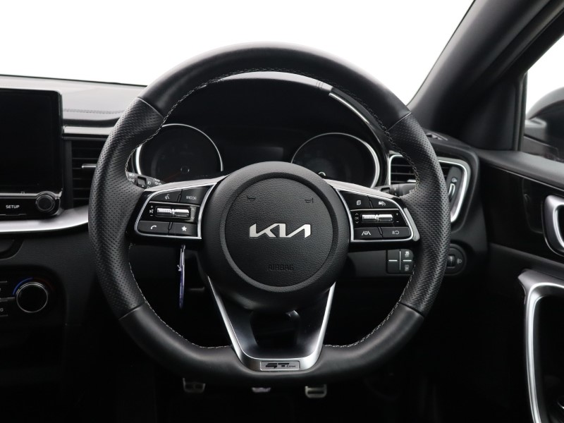2024 (74) KIA XCEED 1.5T GDi ISG 138 GT-Line 5dr 5862698