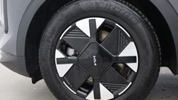 2025 (75) KIA SPORTAGE 1.6T GDi Pure 5dr 5873648