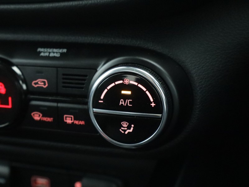 2021 (70) KIA SOUL 150kW First Edition 64kWh 5dr Auto 5919602