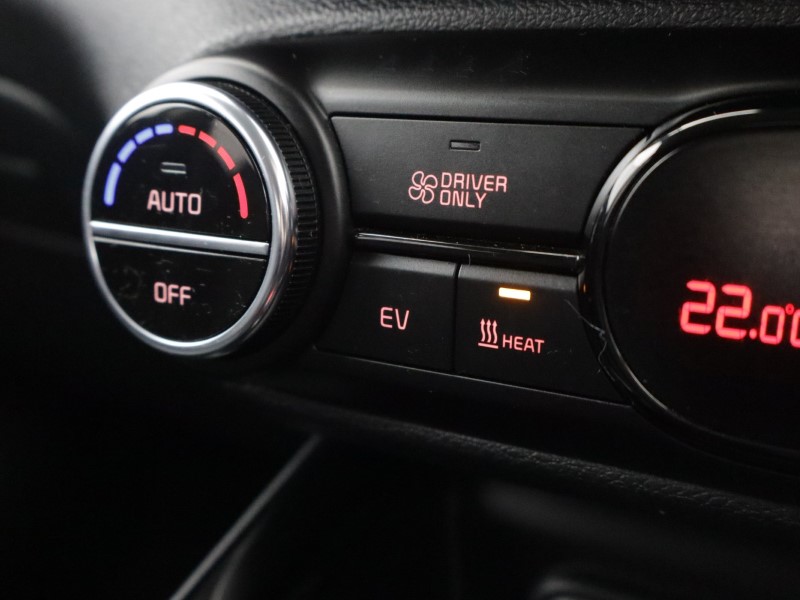 2021 (70) KIA SOUL 150kW First Edition 64kWh 5dr Auto 5919601