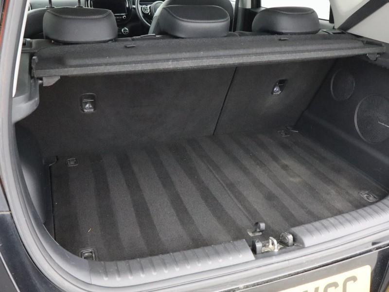2021 (70) KIA SOUL 150kW First Edition 64kWh 5dr Auto 5919609