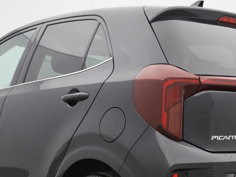 2025 (75) KIA PICANTO 1.0 67 GT-Line 5dr 5904430