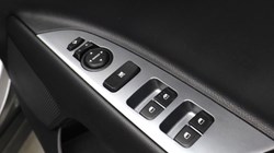 2024 (24) KIA STONIC 1.0T GDi 99 GT-Line 5dr 5905494