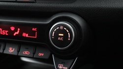 2024 (24) KIA STONIC 1.0T GDi 99 GT-Line 5dr 5905505