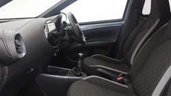 2024 (24) TOYOTA AYGO X 1.0 VVT-i Edge 5dr 5959019