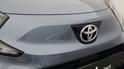 2024 (24) TOYOTA AYGO X 1.0 VVT-i Edge 5dr 5959007