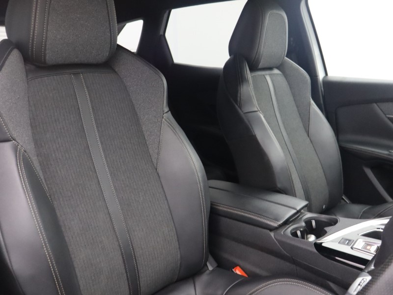 2020 (20) PEUGEOT 3008 1.5 BlueHDi GT Line 5dr EAT8 5961876