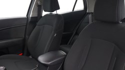 2024 (24) KIA SPORTAGE 1.6T GDi ISG 2 5dr 5965576