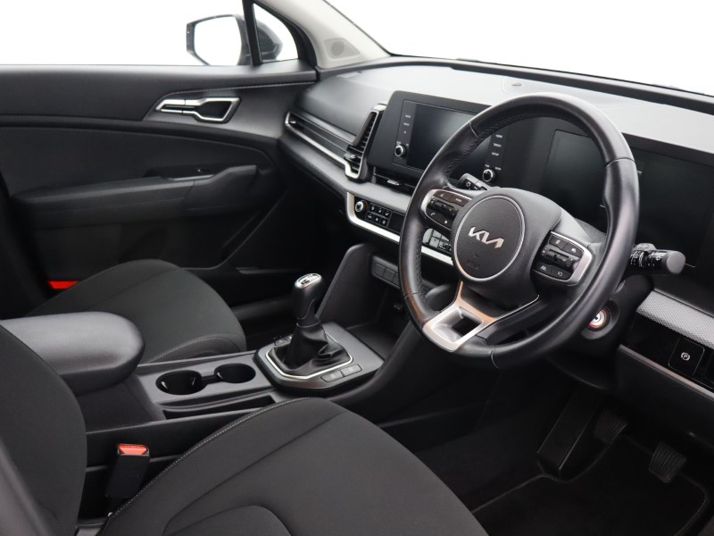 2024 (24) KIA SPORTAGE 1.6T GDi ISG 2 5dr 5965580