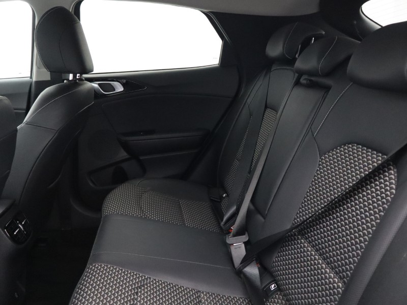 2025 (75) KIA XCEED 1.5T GDi ISG 138 3 5dr 5965661