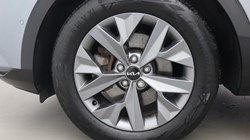 2024 (24) KIA SPORTAGE 1.6T GDi HEV GT-Line S 5dr Auto 5959276