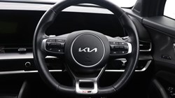 2024 (24) KIA SPORTAGE 1.6T GDi HEV GT-Line S 5dr Auto 5984338