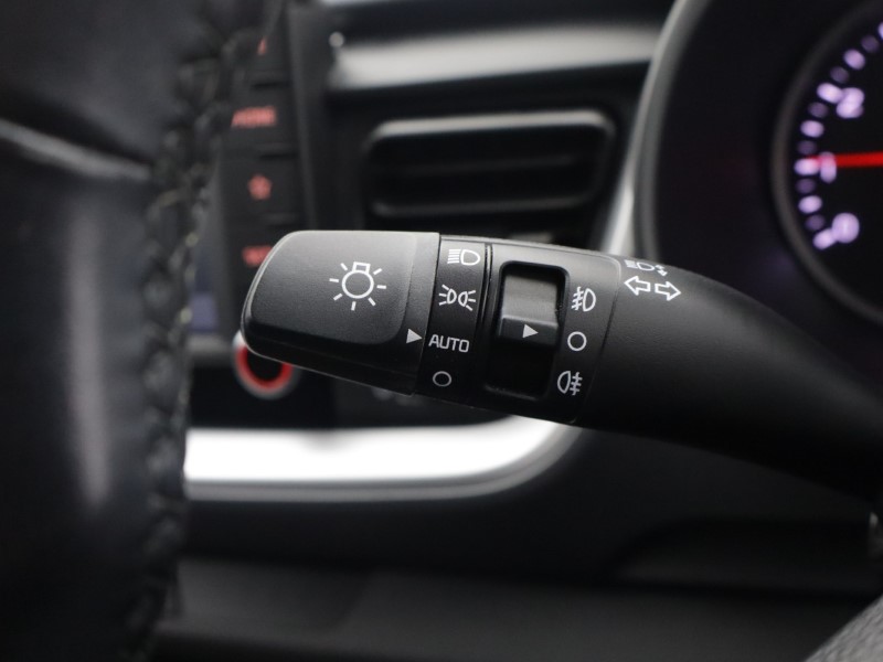 2018 (68) KIA STONIC 1.0T GDi 2 5dr 5986464