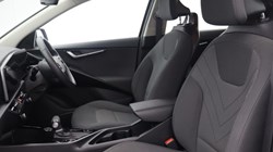 2024 (24) KIA NIRO 1.6 GDi Hybrid 2 5dr DCT 5987213