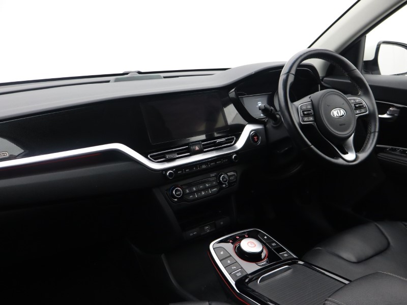 2020 (20) KIA E-NIRO 150kW 4 64kWh 5dr Auto 5987724