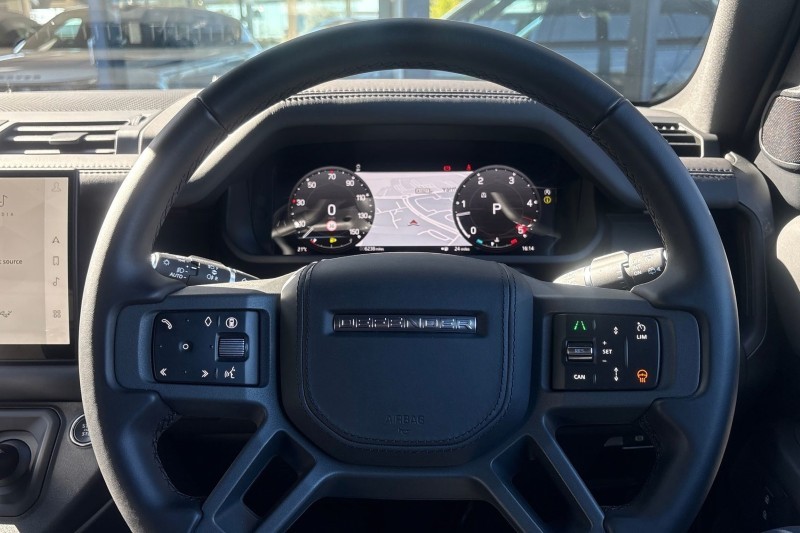 2025 (25) LAND ROVER COMMERCIAL DEFENDER 3.0 D350 Hard Top X-Dynamic HSE Auto [3 Seat] 5336162