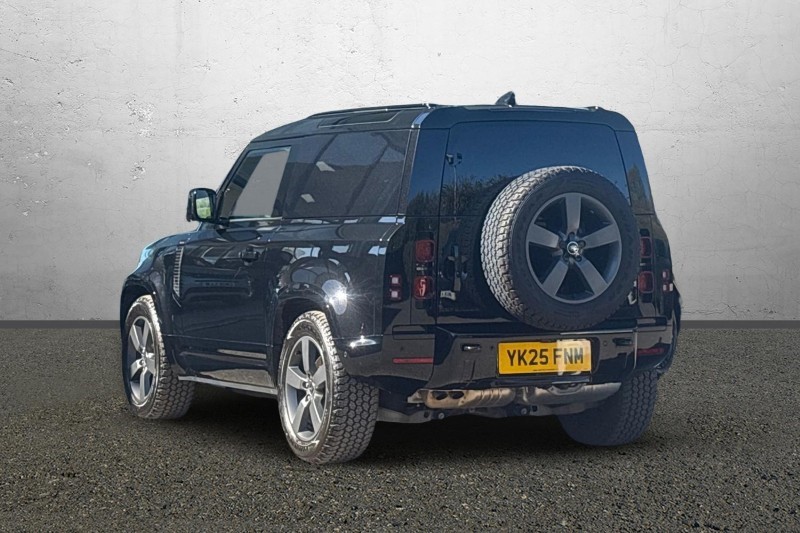 2025 (25) LAND ROVER COMMERCIAL DEFENDER 3.0 D350 Hard Top X-Dynamic HSE Auto [3 Seat]
